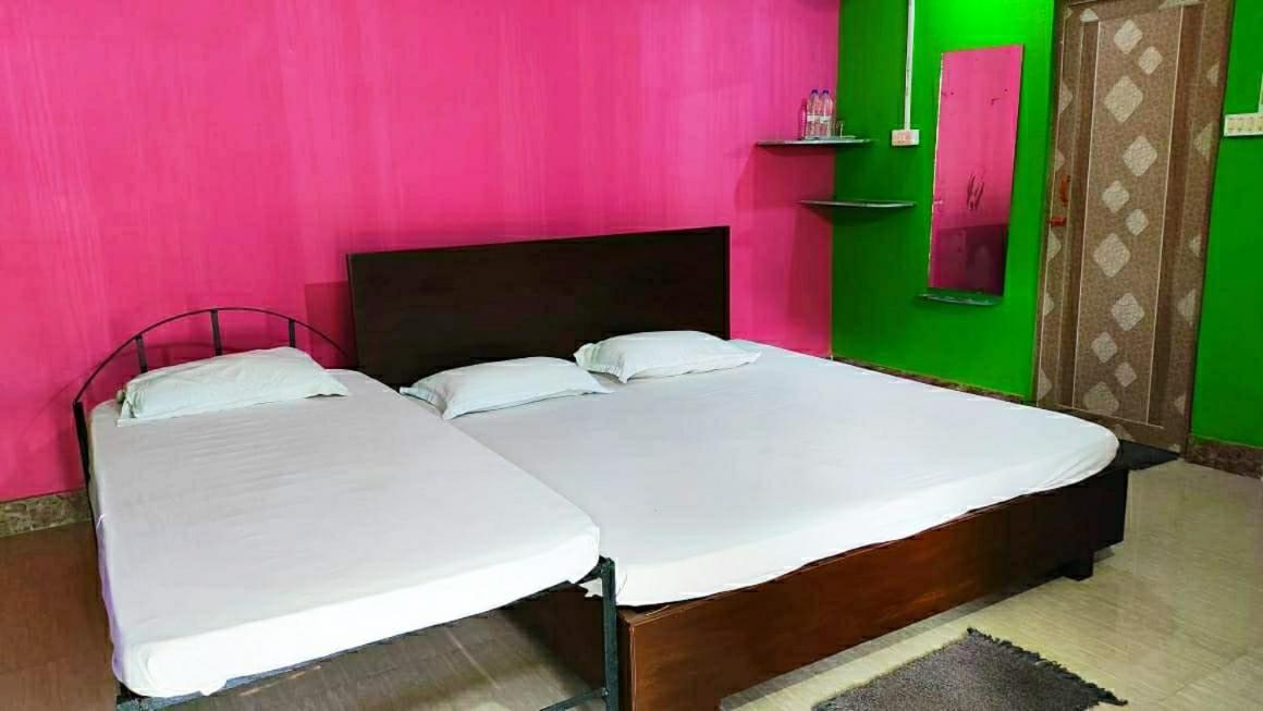Estuarine Village Resort Satabhaya ภายนอก รูปภาพ